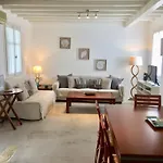 Anthos House Ornósz