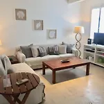 Anthos House Nyaraló *